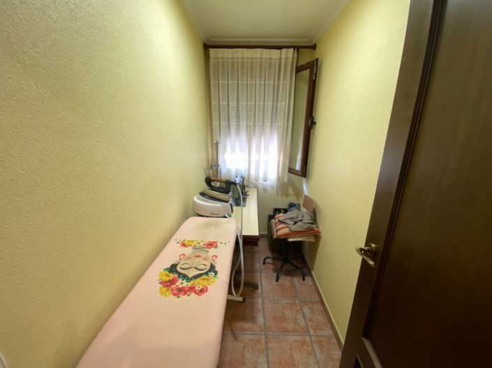 Image No.22-5 Bed Townhouse for sale