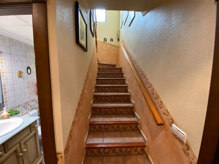 Image No.29-5 Bed Townhouse for sale