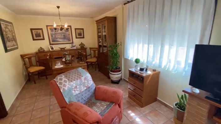 Image No.4-5 Bed Townhouse for sale