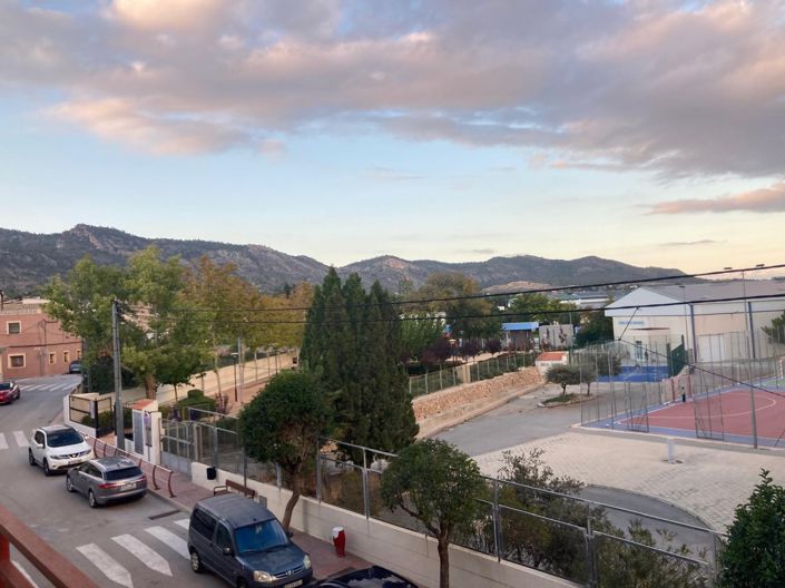 Image No.13-4 Bed Apartment for sale