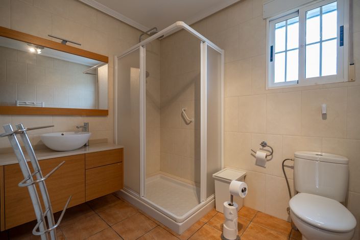 Image No.19-6 Bed Villa for sale