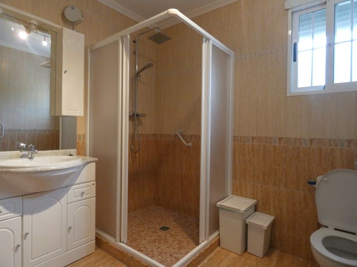 Image No.22-6 Bed Villa for sale