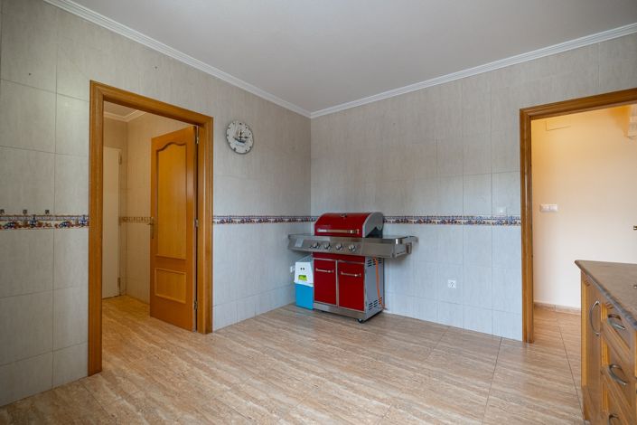 Image No.38-6 Bed Villa for sale