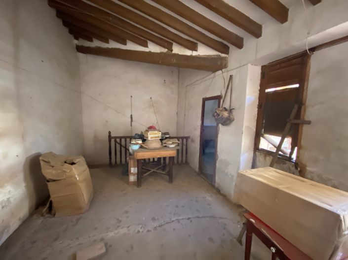 Image No.31-5 Bed Townhouse for sale