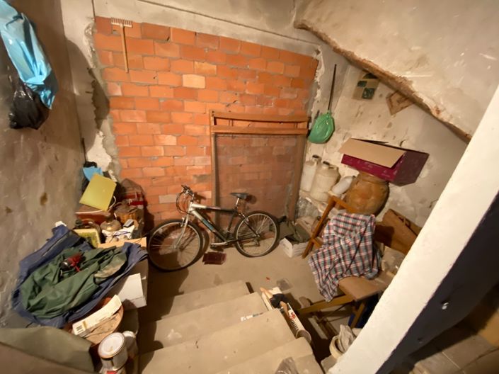 Image No.37-5 Bed Townhouse for sale