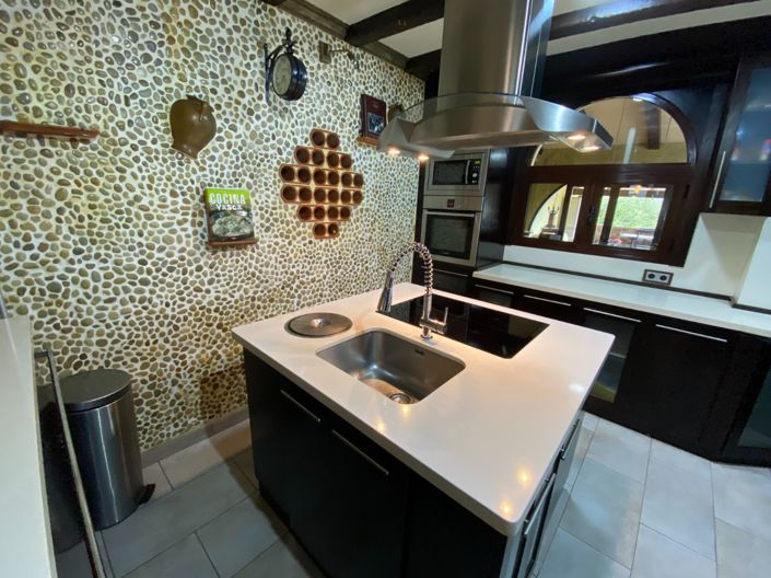 Image No.34-2 Bed Finca for sale