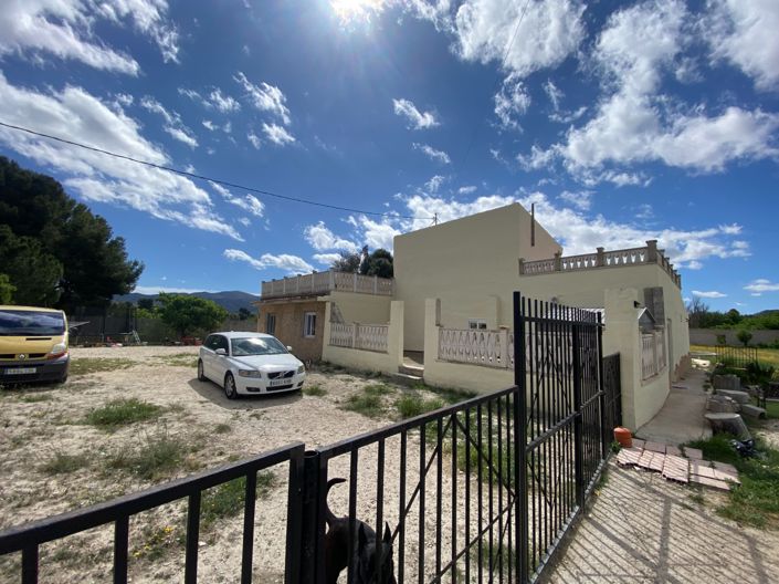 Image No.6-6 Bed Country House for sale