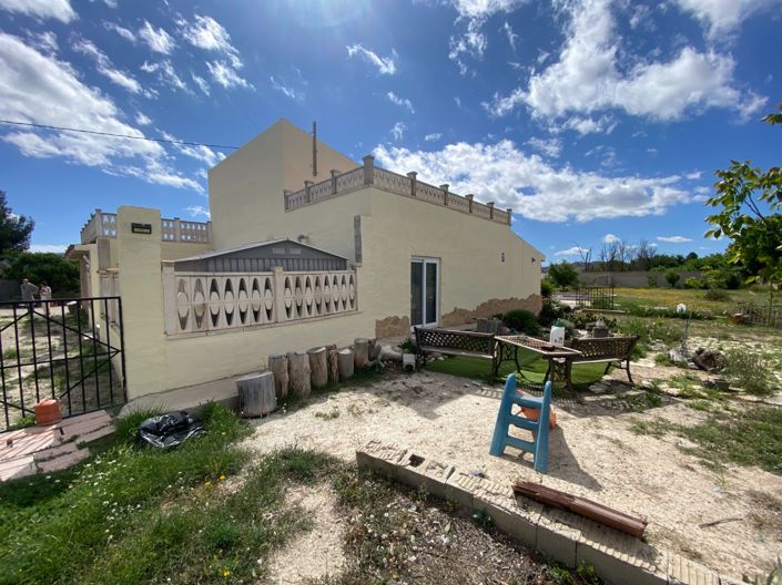 Image No.7-6 Bed Country House for sale