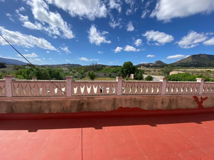 Image No.9-6 Bed Country House for sale