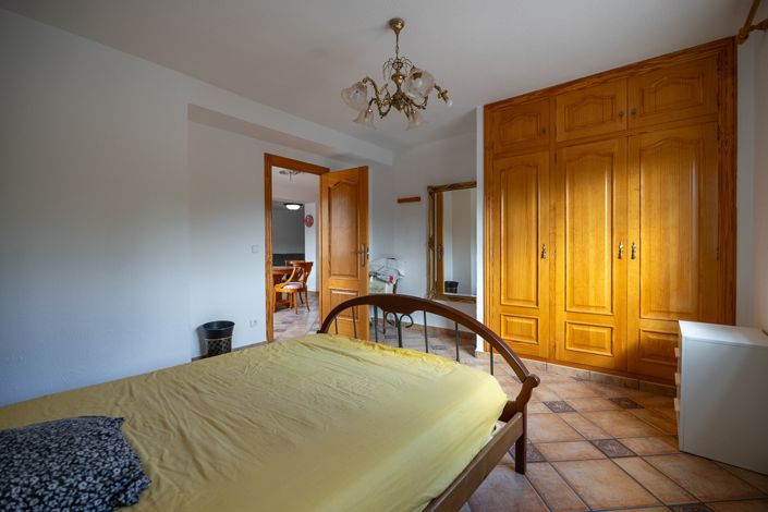 Image No.17-6 Bed Villa for sale