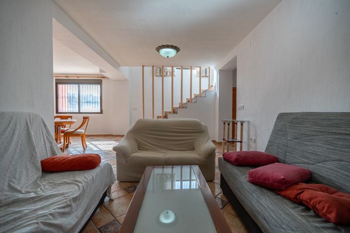 Image No.5-6 Bed Villa for sale