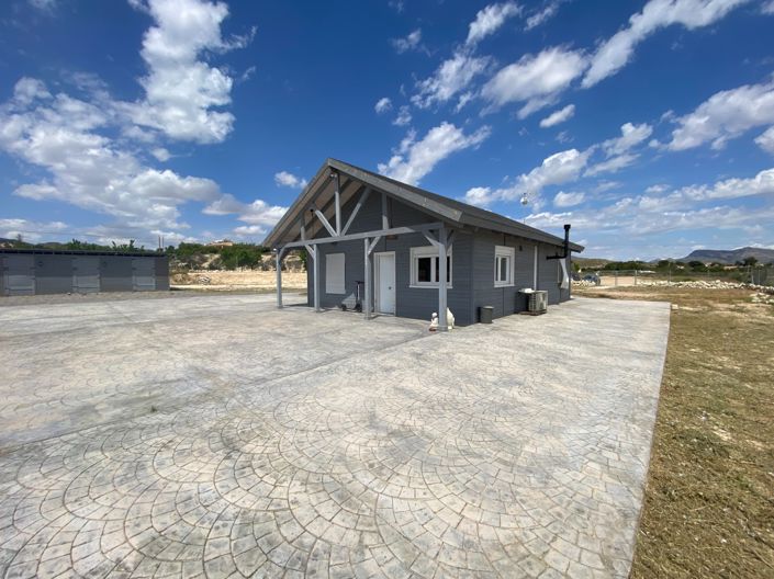 Image No.1-3 Bed Country House for sale