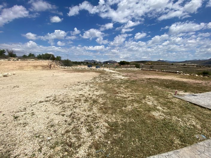 Image No.26-3 Bed Country House for sale