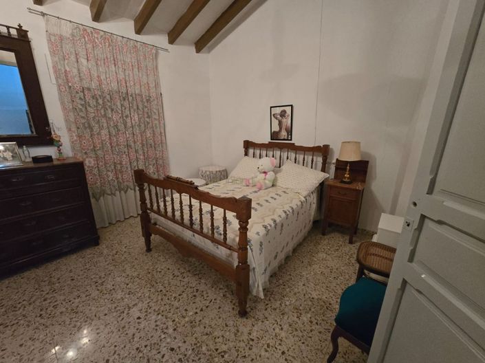 Image No.25-3 Bed Townhouse for sale