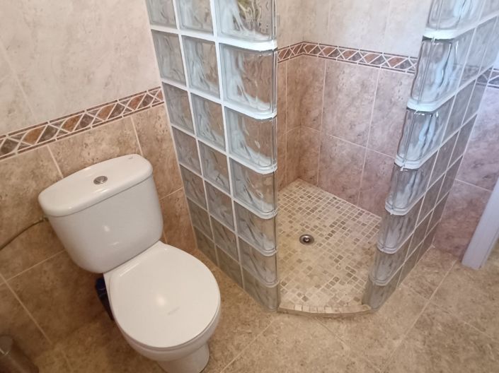 Image No.29-3 Bed Villa for sale