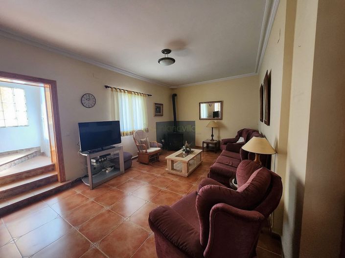 Image No.11-7 Bed Villa for sale