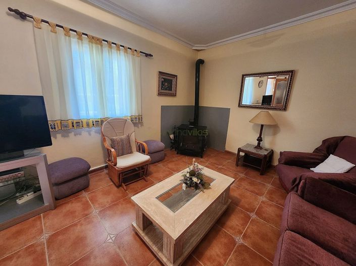 Image No.16-7 Bed Villa for sale