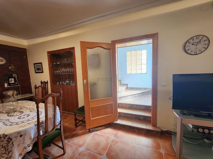 Image No.31-7 Bed Villa for sale