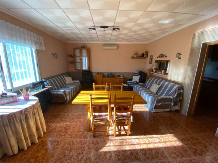 Image No.26-5 Bed Villa for sale