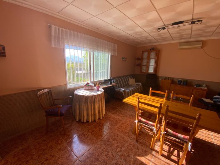 Image No.27-5 Bed Villa for sale