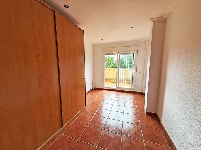 Image No.11-7 Bed Villa for sale