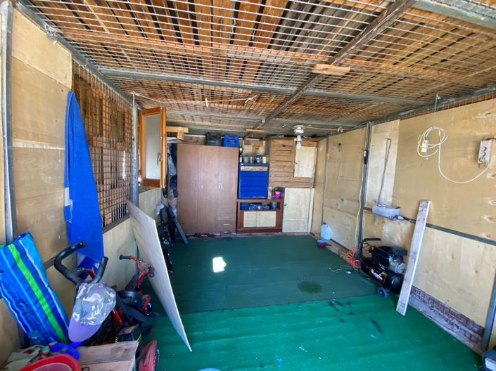 Image No.17-3 Bed Country House for sale