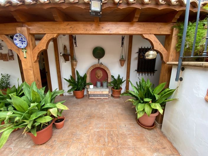 Image No.49-8 Bed Villa for sale