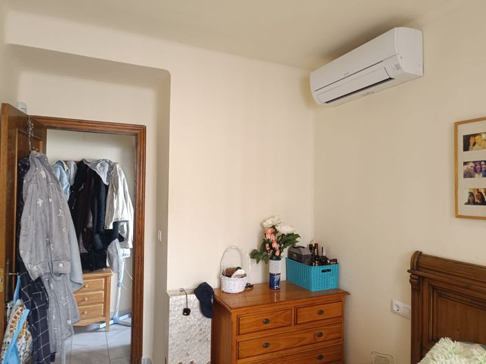 Image No.22-2 Bed Townhouse for sale