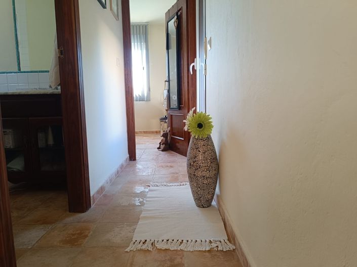 Image No.26-2 Bed Townhouse for sale