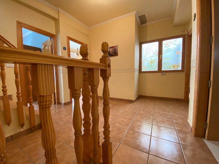 Image No.34-5 Bed Property for sale