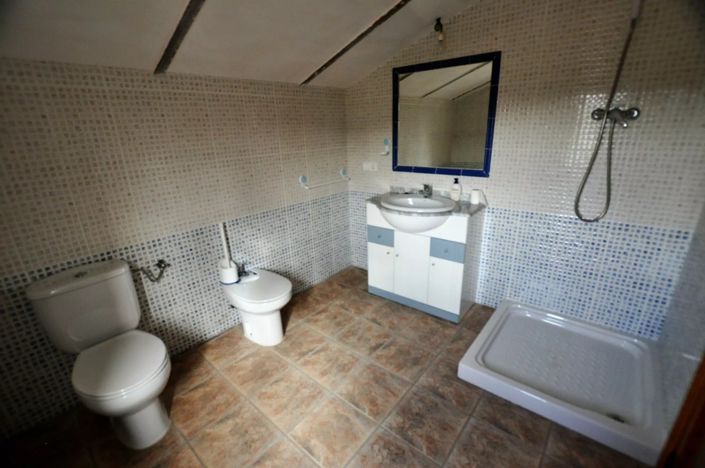 Image No.12-3 Bed Villa for sale