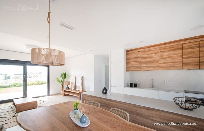 Image No.8-3 Bed Apartment for sale