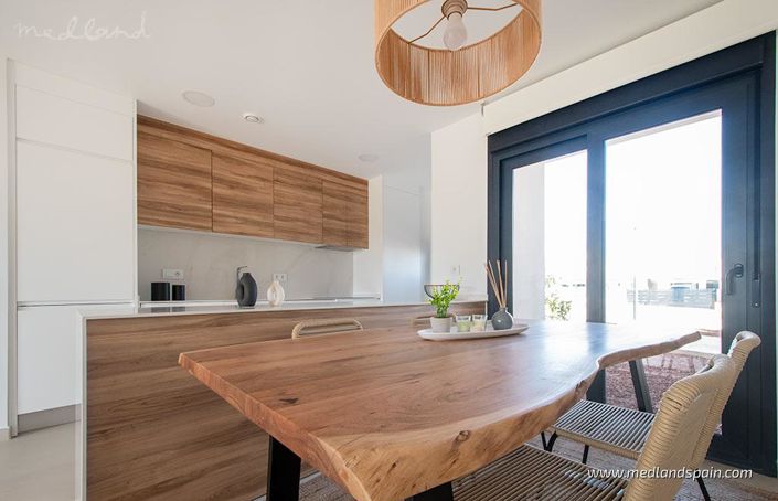 Image No.9-3 Bed Apartment for sale