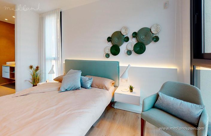 Image No.8-2 Bed Apartment for sale