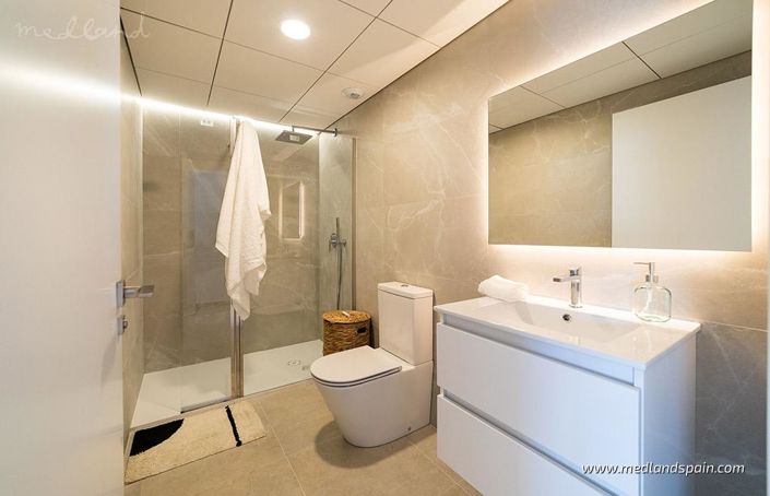 Image No.10-3 Bed Apartment for sale