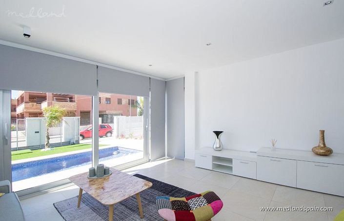 Image No.5-3 Bed Villa for sale