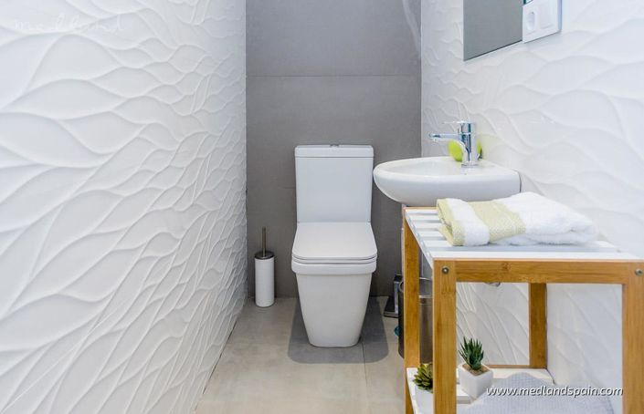 Image No.6-4 Bed Villa for sale