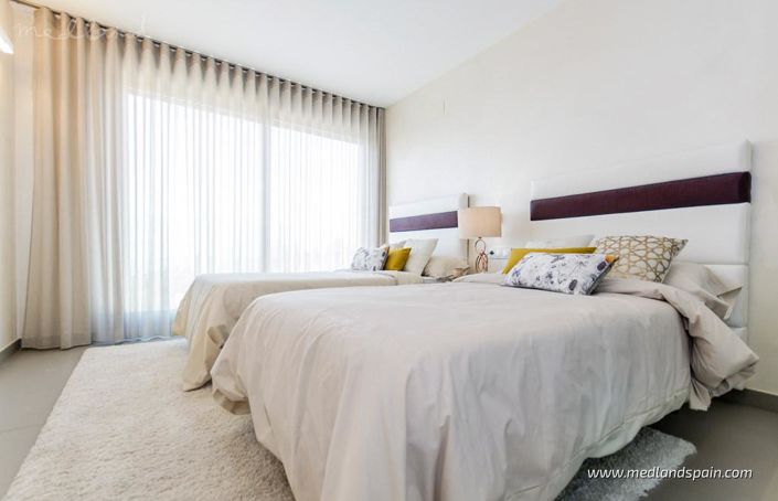 Image No.10-4 Bed Villa for sale