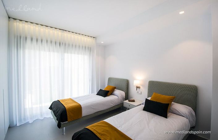 Image No.12-4 Bed Villa for sale