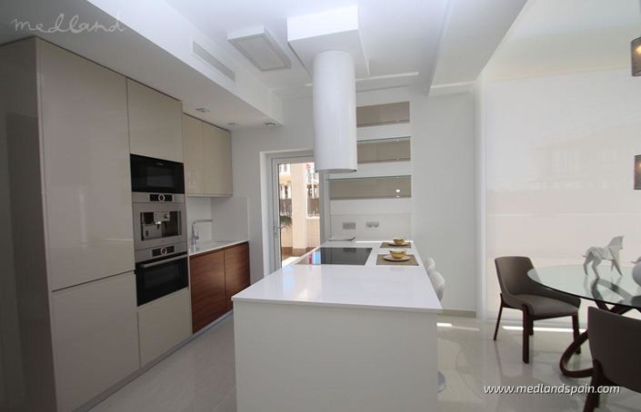 Image No.3-3 Bed Villa for sale