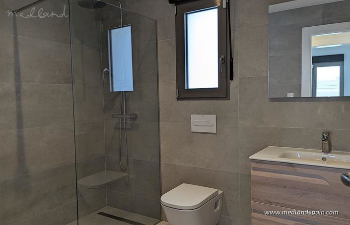 Image No.9-3 Bed Villa for sale