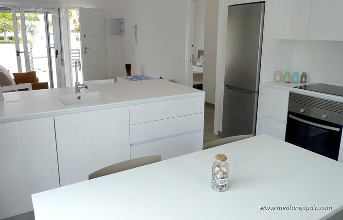 Image No.4-3 Bed Townhouse for sale