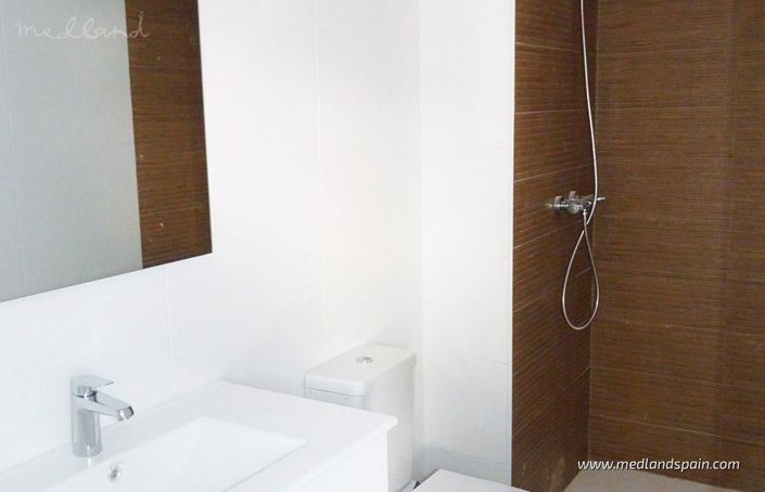 Image No.9-3 Bed Townhouse for sale