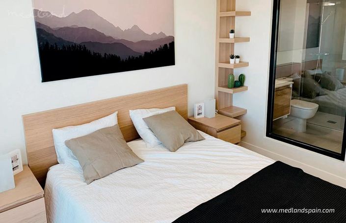 Image No.8-2 Bed Apartment for sale