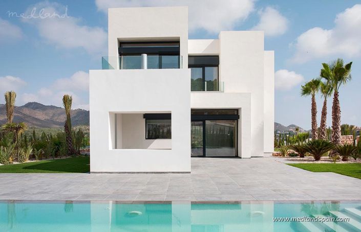 Image No.1-4 Bed Villa for sale