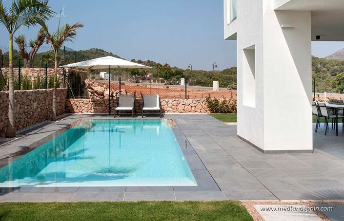 Image No.11-4 Bed Villa for sale