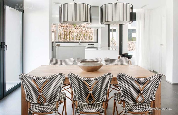 Image No.5-4 Bed Villa for sale