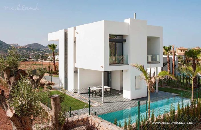 Image No.1-3 Bed Villa for sale