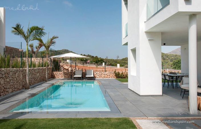 Image No.12-3 Bed Villa for sale