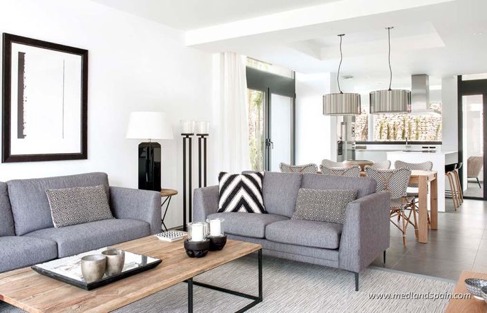 Image No.2-3 Bed Villa for sale